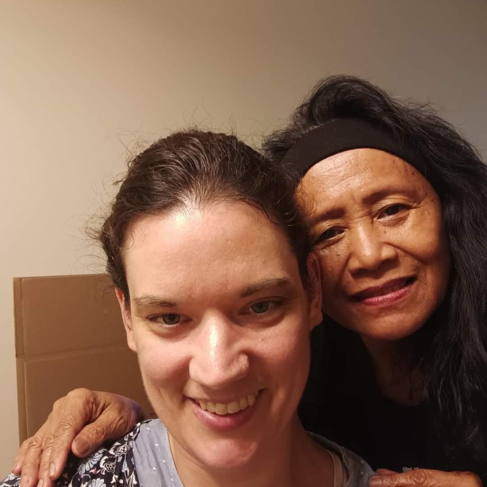 Meet your Posher, Sharon